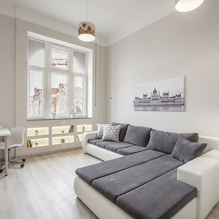 Kings Cross Apartment Budapest Bagian luar foto