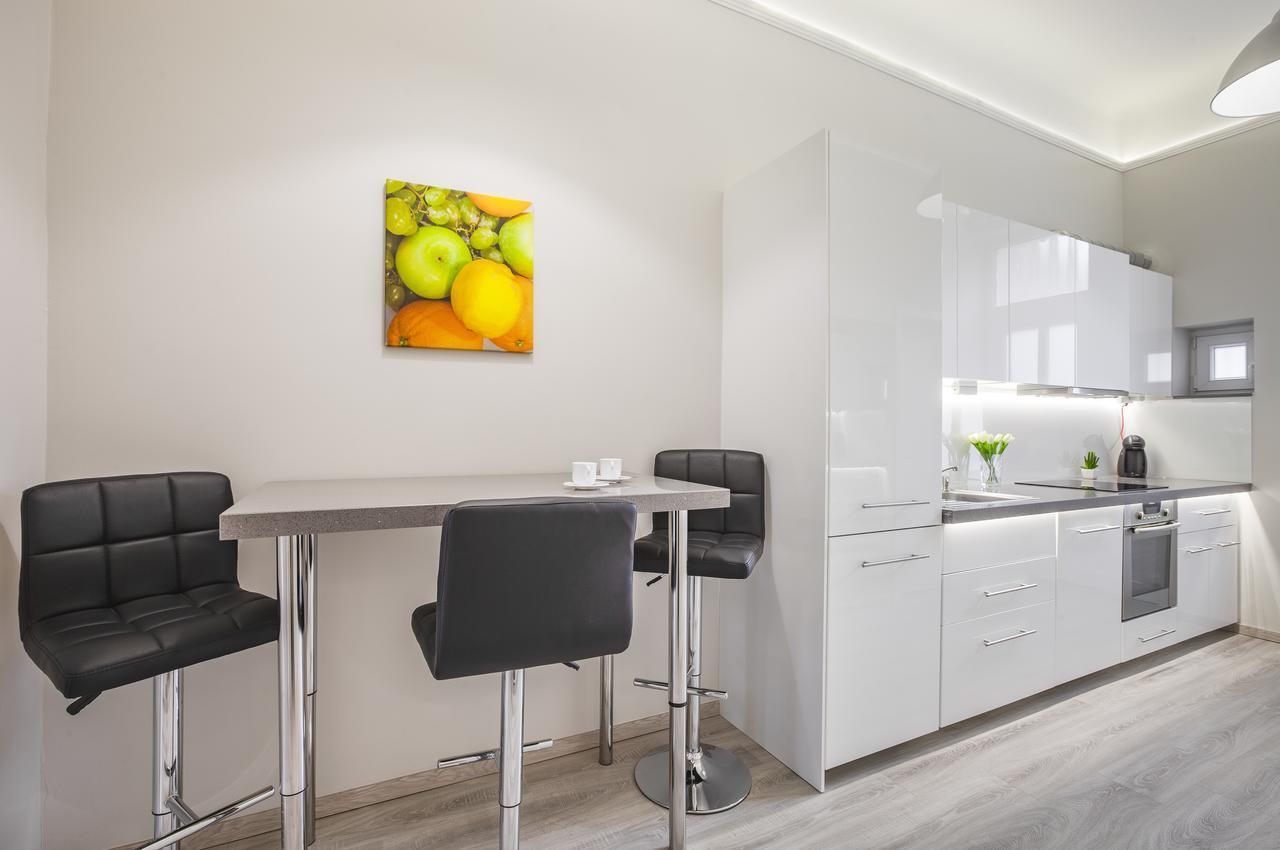 Kings Cross Apartment Budapest Bagian luar foto